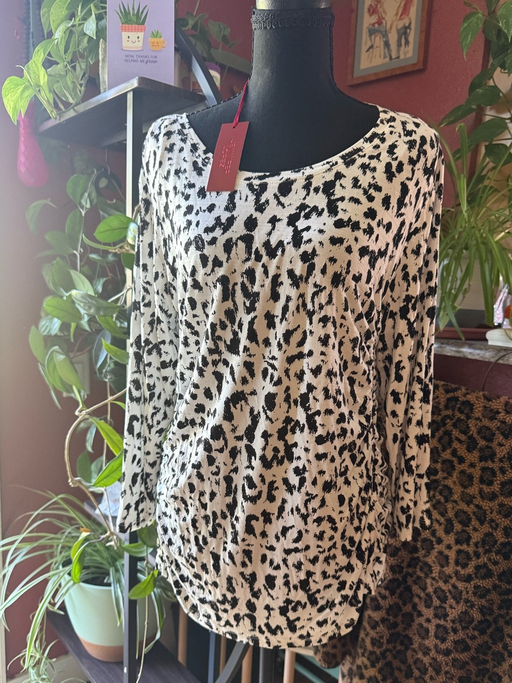 Jennifer Lopez Black and White Leopard Print Long-Sleeve Top
